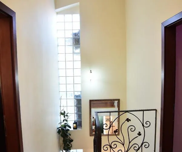 别墅 Pantheon PalaiónTsiflíkion