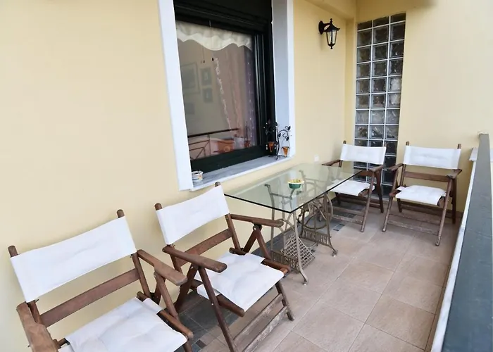 别墅 Pantheon PalaiónTsiflíkion